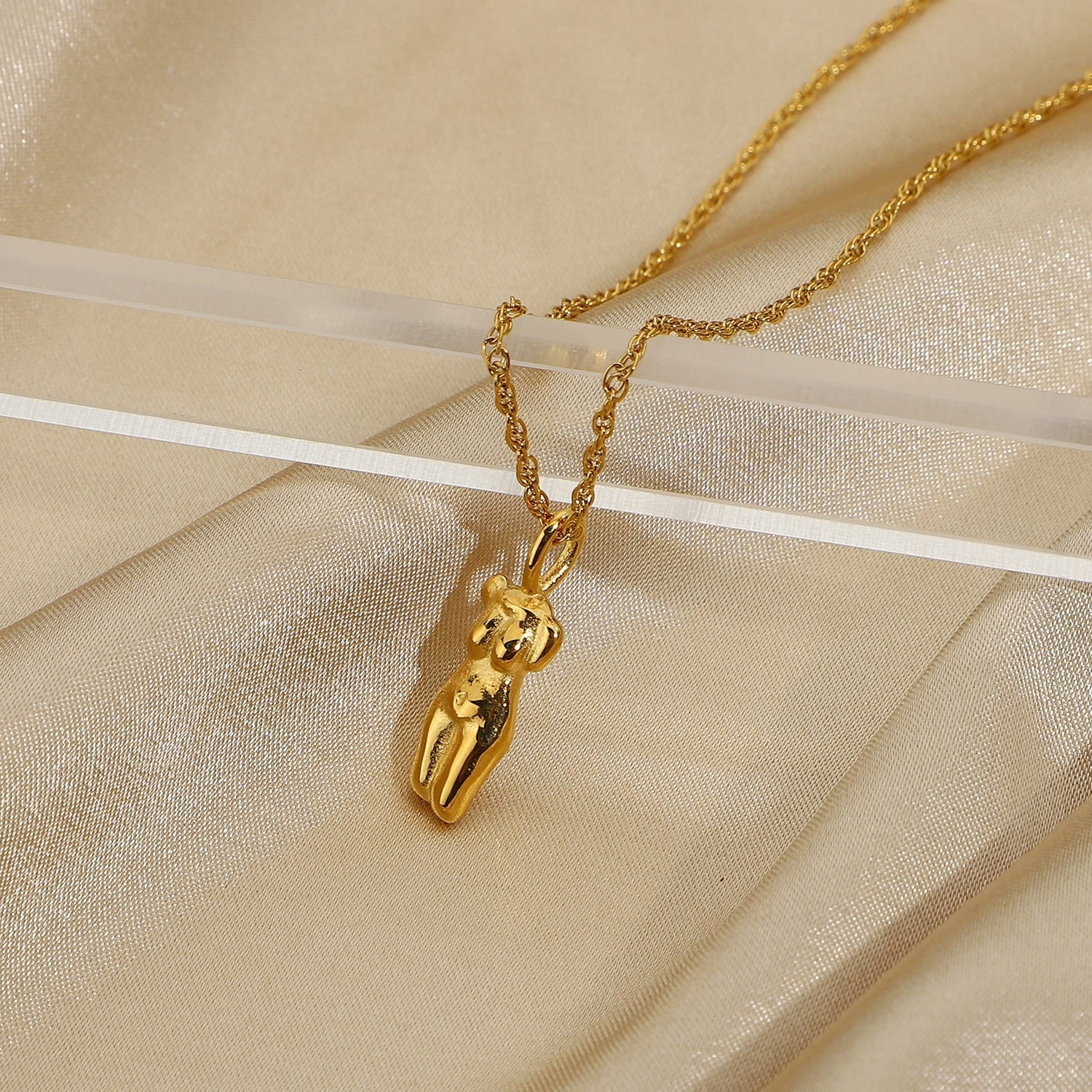 La Femme Necklace | Elegant 18K Plated Brass with Adjustable Length 2