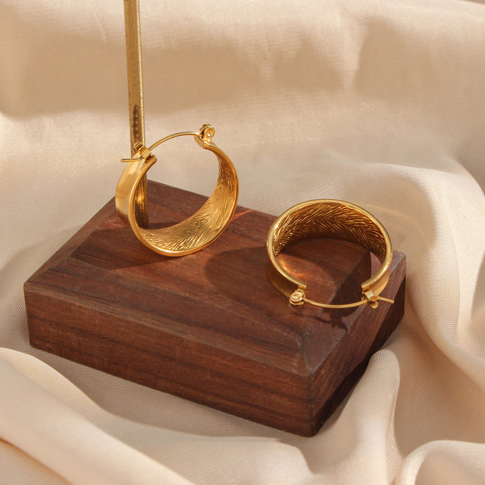 Minimalist Hoop Earrings | 18k Gold-Plated Stainless Steel for Timeless Elegance 3