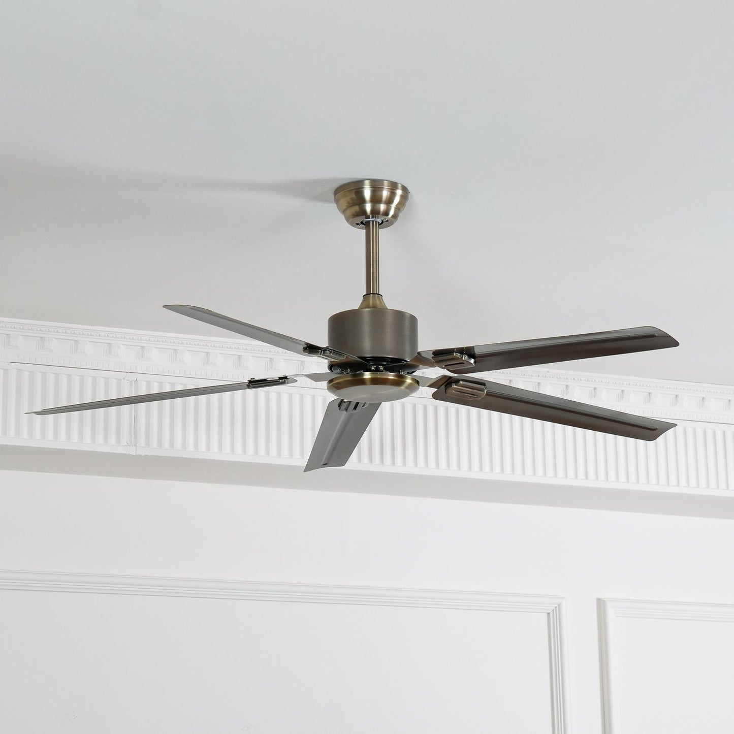 Modern Ceiling Fan | 52-Inch Flush Mount Design with Durable Metal Housing 3