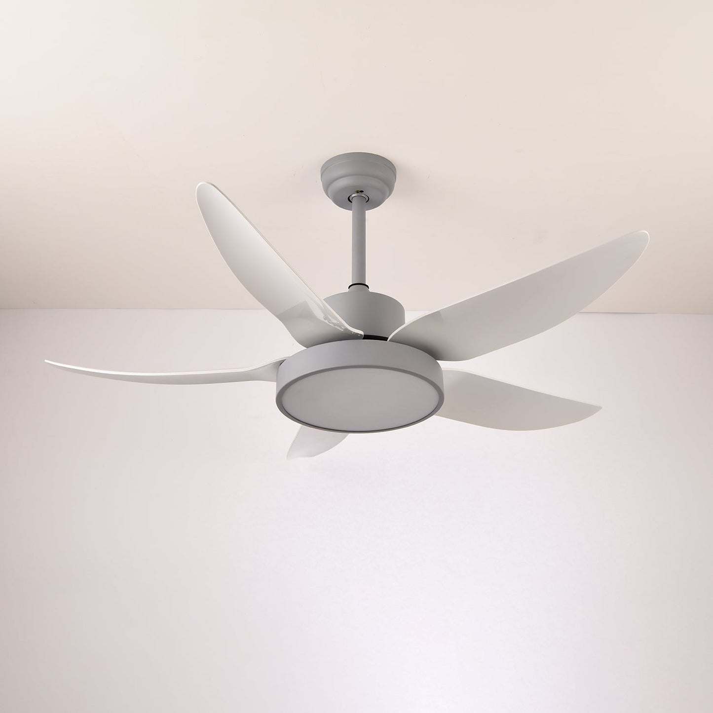 Noctura Glide | 42 Ceiling Fan with Integrated LED Light & Remote Control 7
