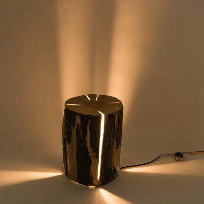Outdoor Lamp | Imitation Tree Stump Design with 50,000-Hour Lifespan 2