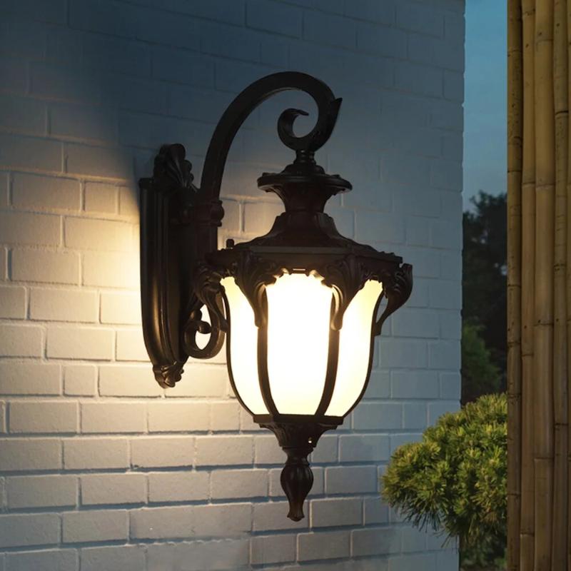 Outdoor Wall Lights | Vintage Weather-Resistant Design for Ambiance 0