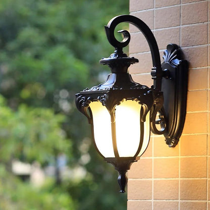 Outdoor Wall Lights | Vintage Weather-Resistant Design for Ambiance 2