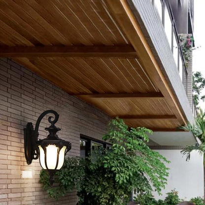 Outdoor Wall Lights | Vintage Weather-Resistant Design for Ambiance 3