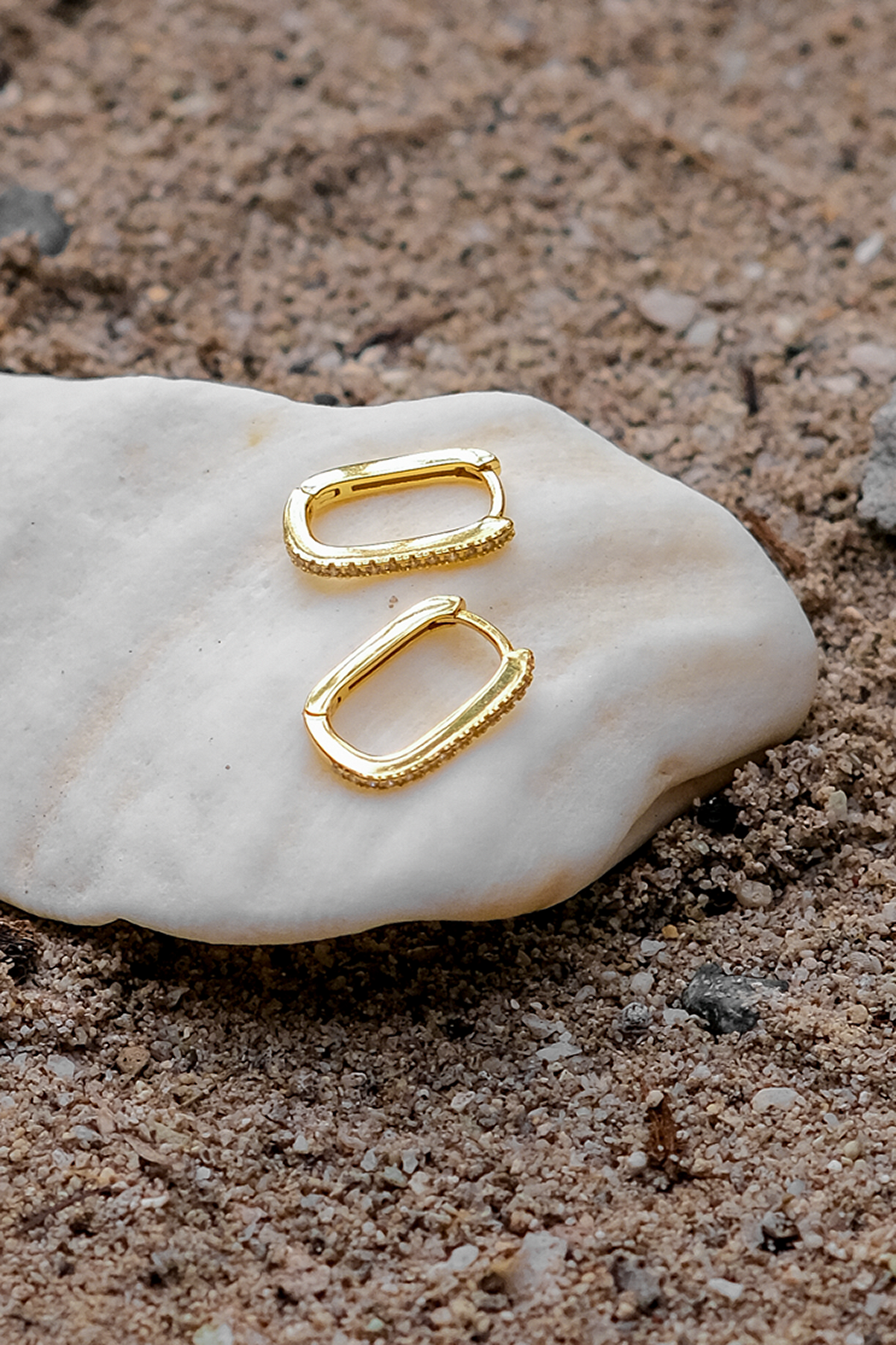 Oval Hoop Earrings | Gold-Plated 925 Sterling Silver with Sparkling Diamond Simulants 2