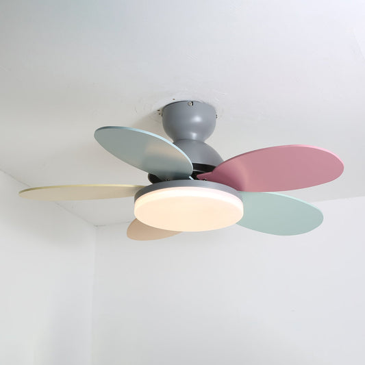Petalo Ceiling Fan Light | Elegant Flower Petal Design with LED Lighting 0