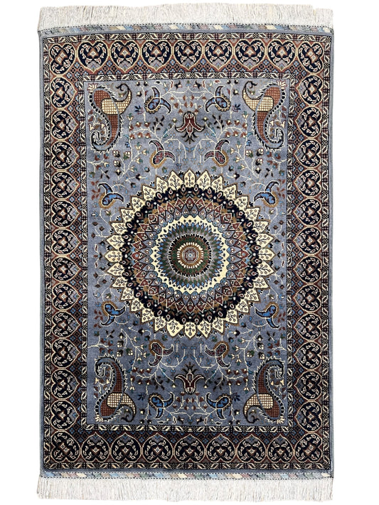 Hand-Knotted Parak Rug – Gray, 40” x 60” | Afghan Wool Rug