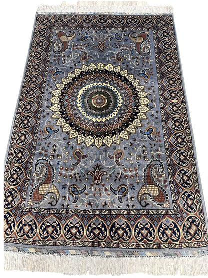 Hand-Knotted Parak Rug – Gray, 40” x 60” | Afghan Wool Rug