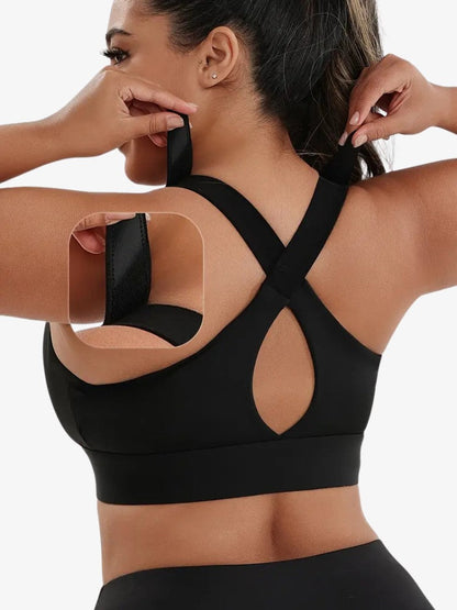 Plus Size Sports Bra | High Support for Large Breasts and Comfort 1