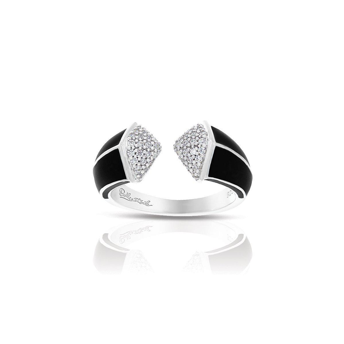 Pyramide Ring