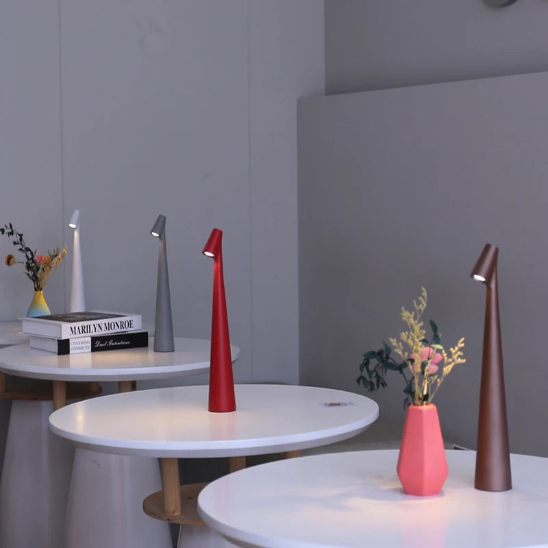 Lampe de table portable Funky Cone