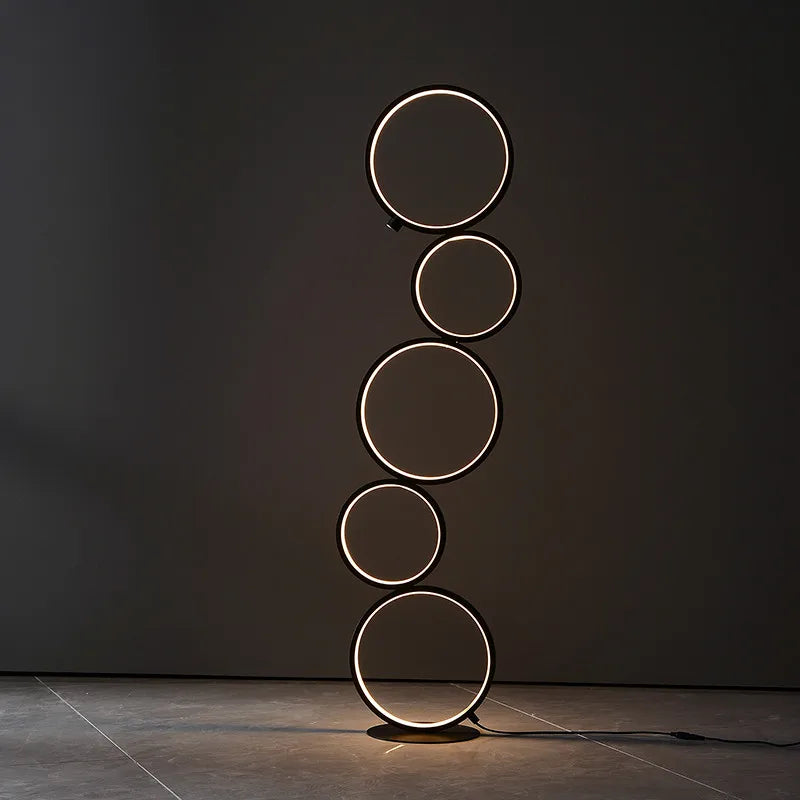 Minimalistische ringvloerlamp