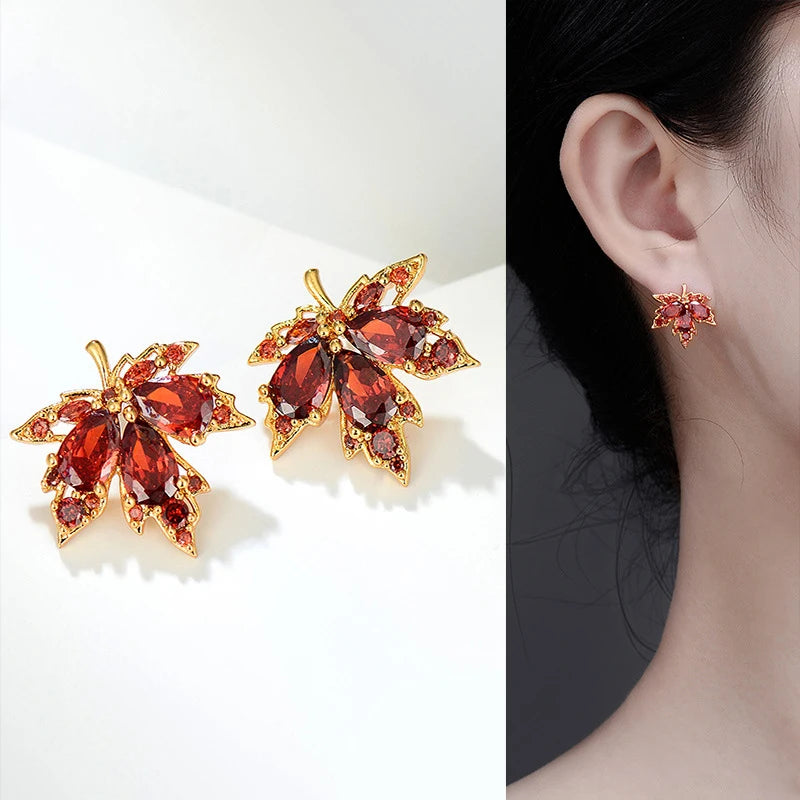 FEUILLE D'ÉRABLE | Red Maple Leaf Studs