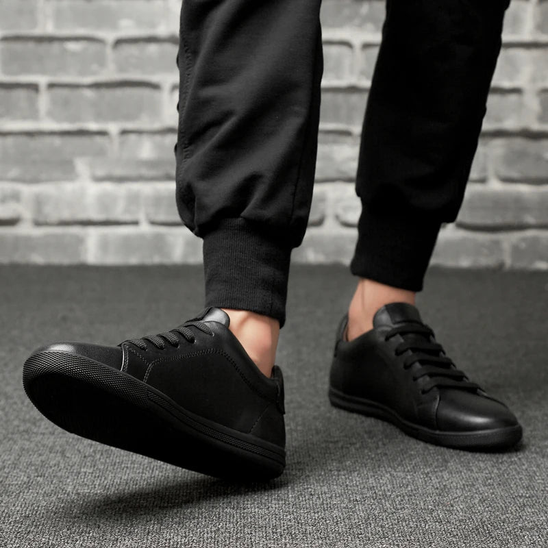 LUCA | Casual Leather Sneaker