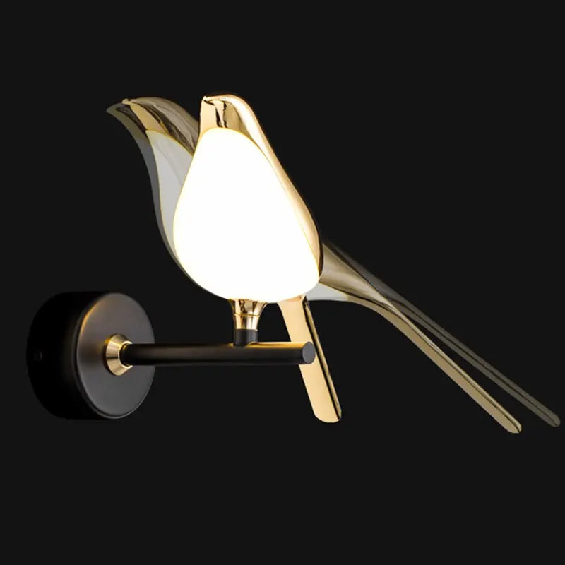 Nordic Magpie Wall Lamp