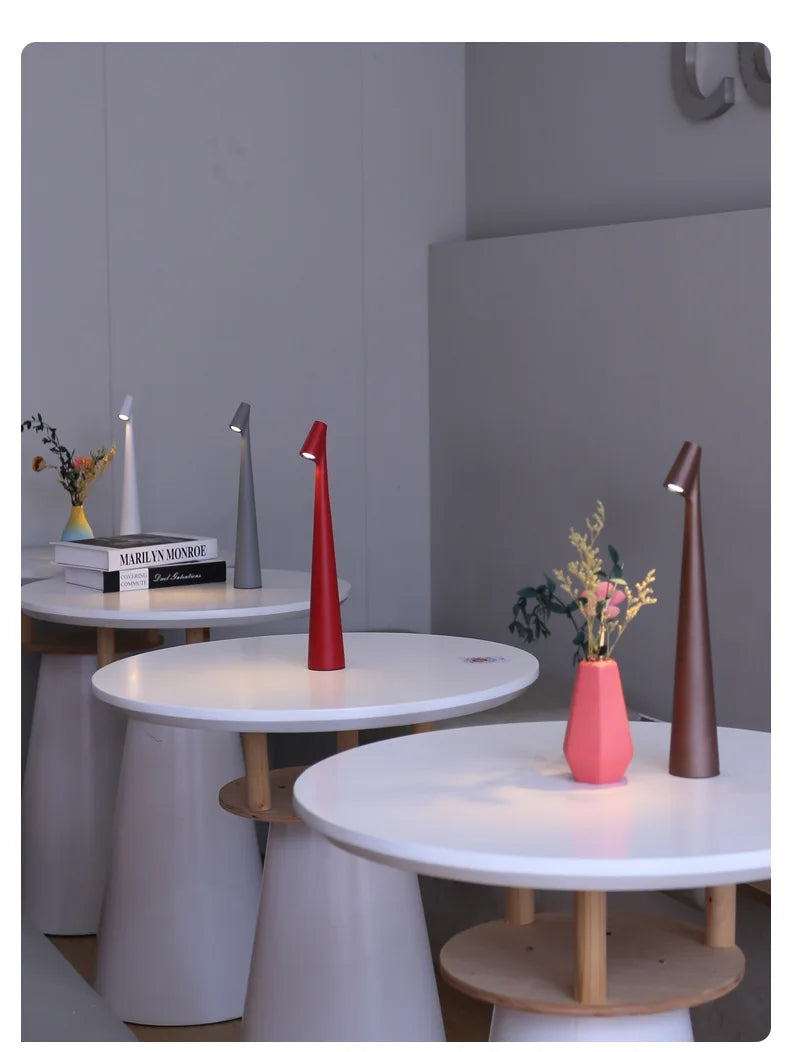 Lampe de table portable Funky Cone