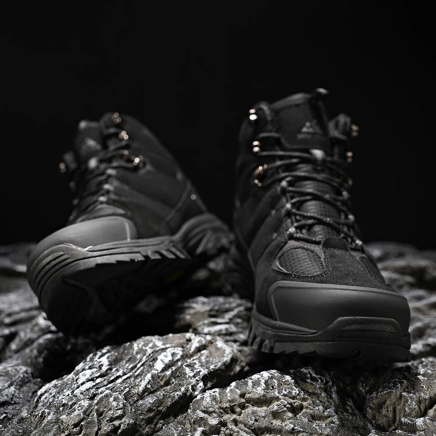 High-Top Hiking boots | ANDREW