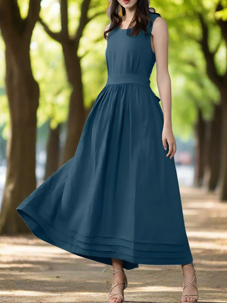 Kleid mit Schleife