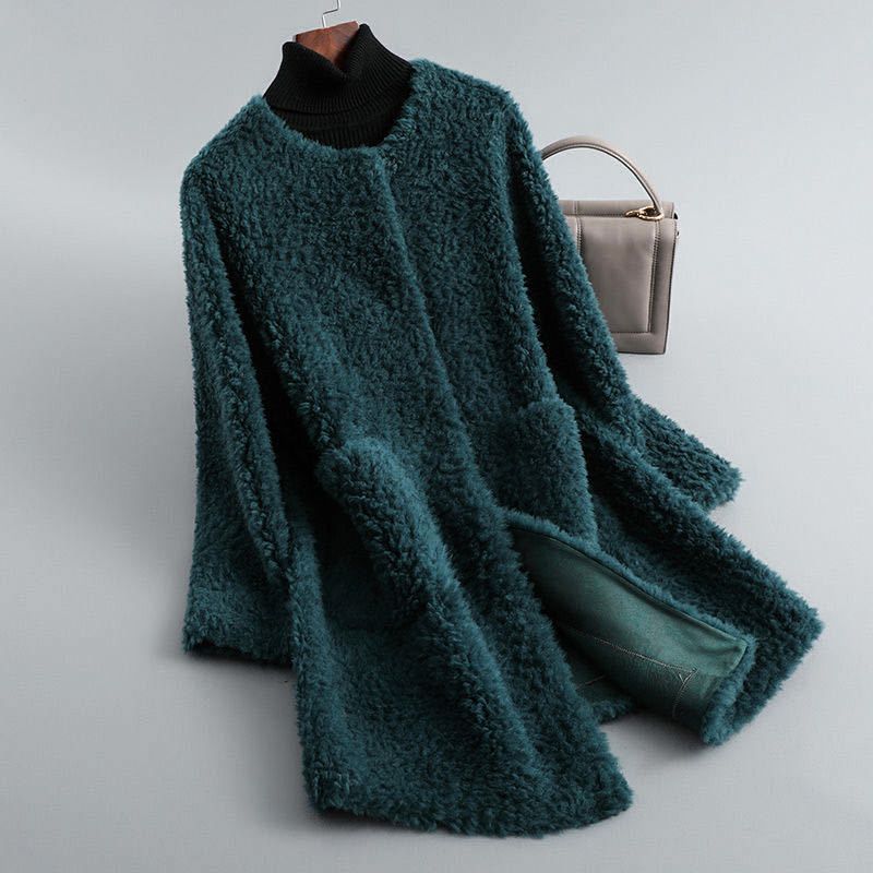 Shearling Coat | Premium Soft Shearling for Elegant Cold-Weather Wear 4
