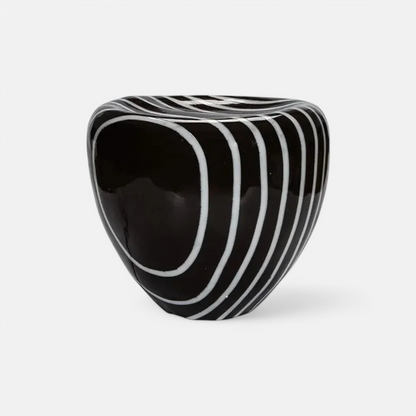 Solar Garden Light | Modern Stone Design with 50,000-Hour Lifespan 1