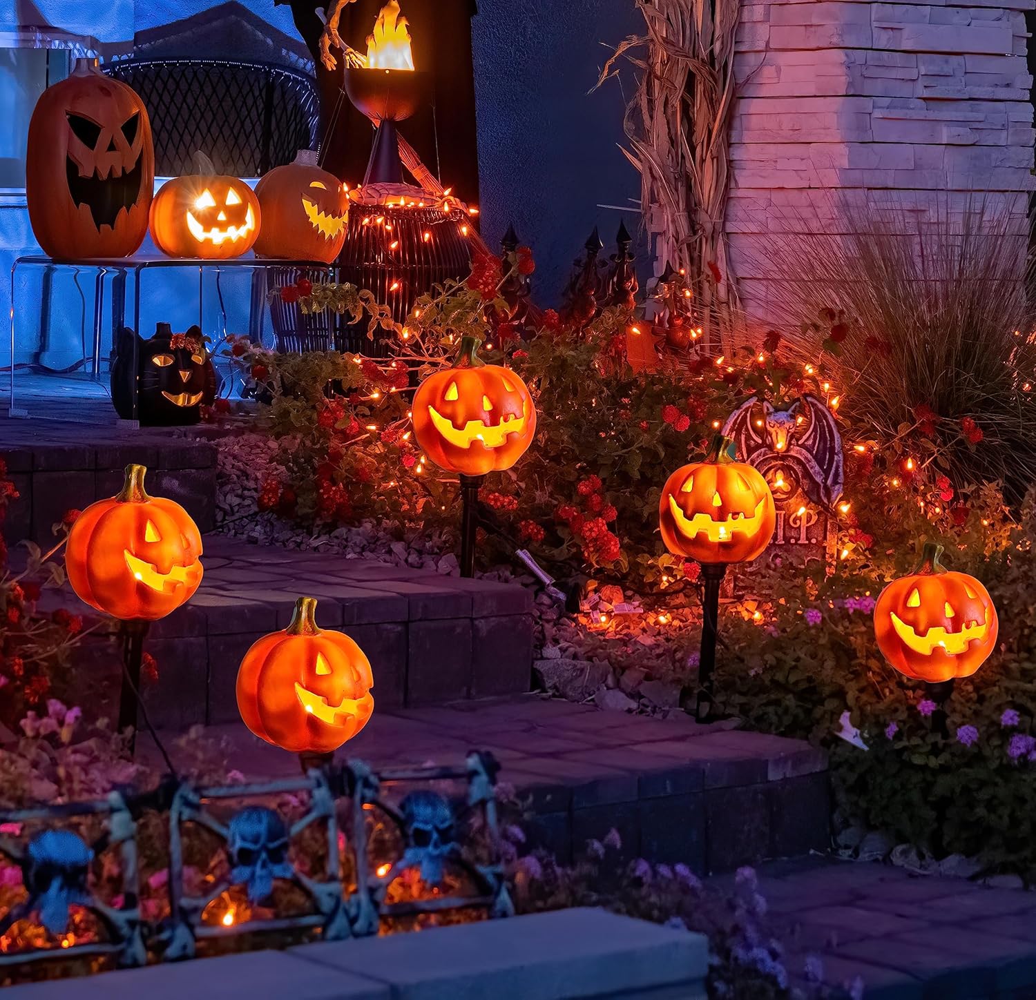 Solar Pumpkin Light | Eco-Friendly Halloween Decoration for Outdoor Use 0