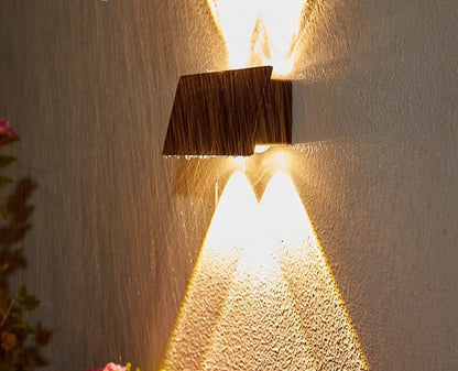 Solar Wall Lamp | Eco-Friendly Outdoor Lighting with Smart Sensor 2