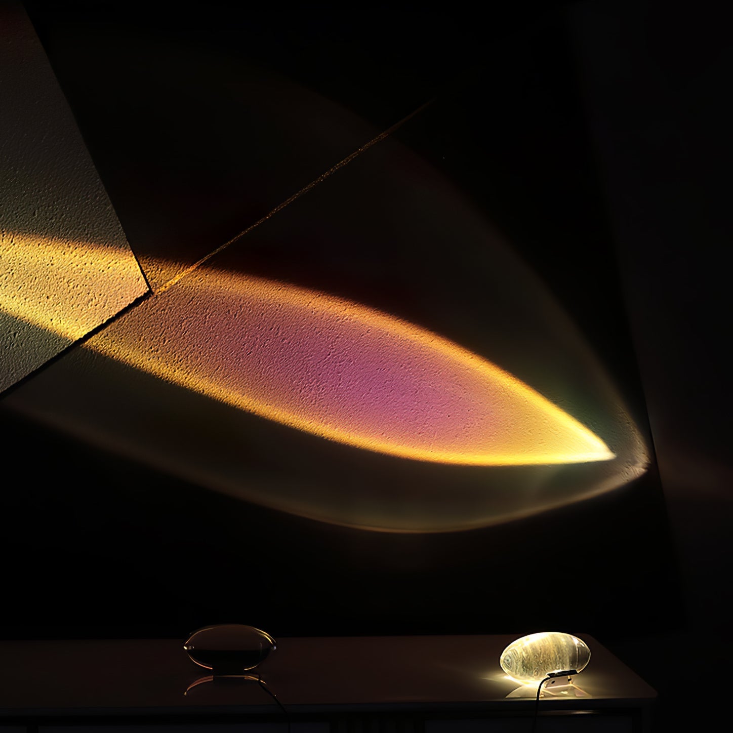 Table Lamp | Elegant Oval Glass Design with Integrated LED Lighting 3