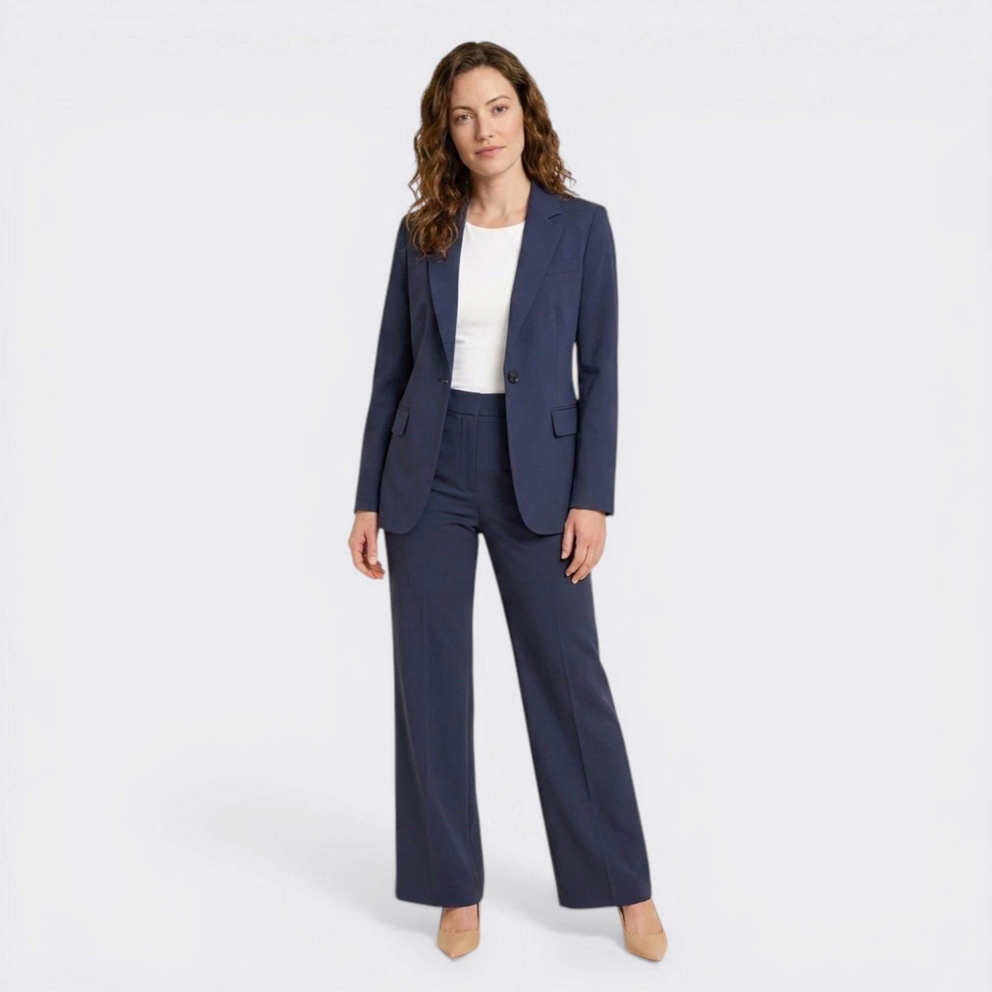 Tailored Suit Set | Blazer and Trousers for Professional Elegance 8