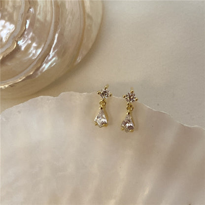 Teardrop Pave Earrings | Sparkling Cubic Zircon Stones in Hypoallergenic S925 Silver 2