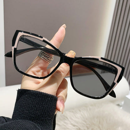 Transition Glasses | Smart Lenses with 100% UV Protection and Blue Light Filter 3