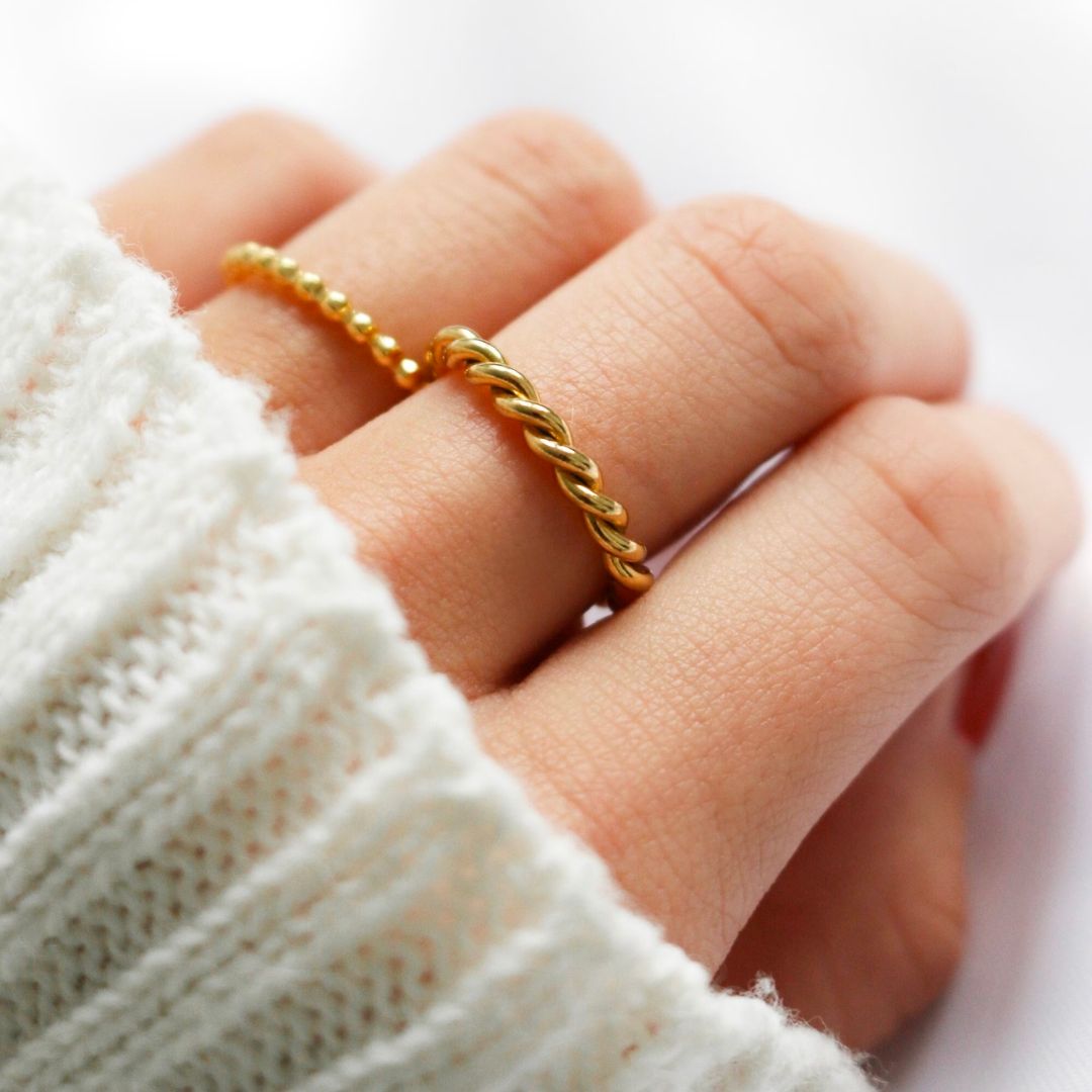 Twist Ring | Stylish Twisted Design in Ethically Sourced Gold 1