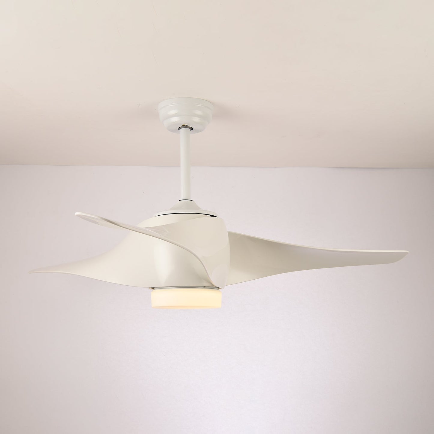 Verdantia Aero | 52 Ceiling Fan Light with Integrated LED and Quiet Motor 4