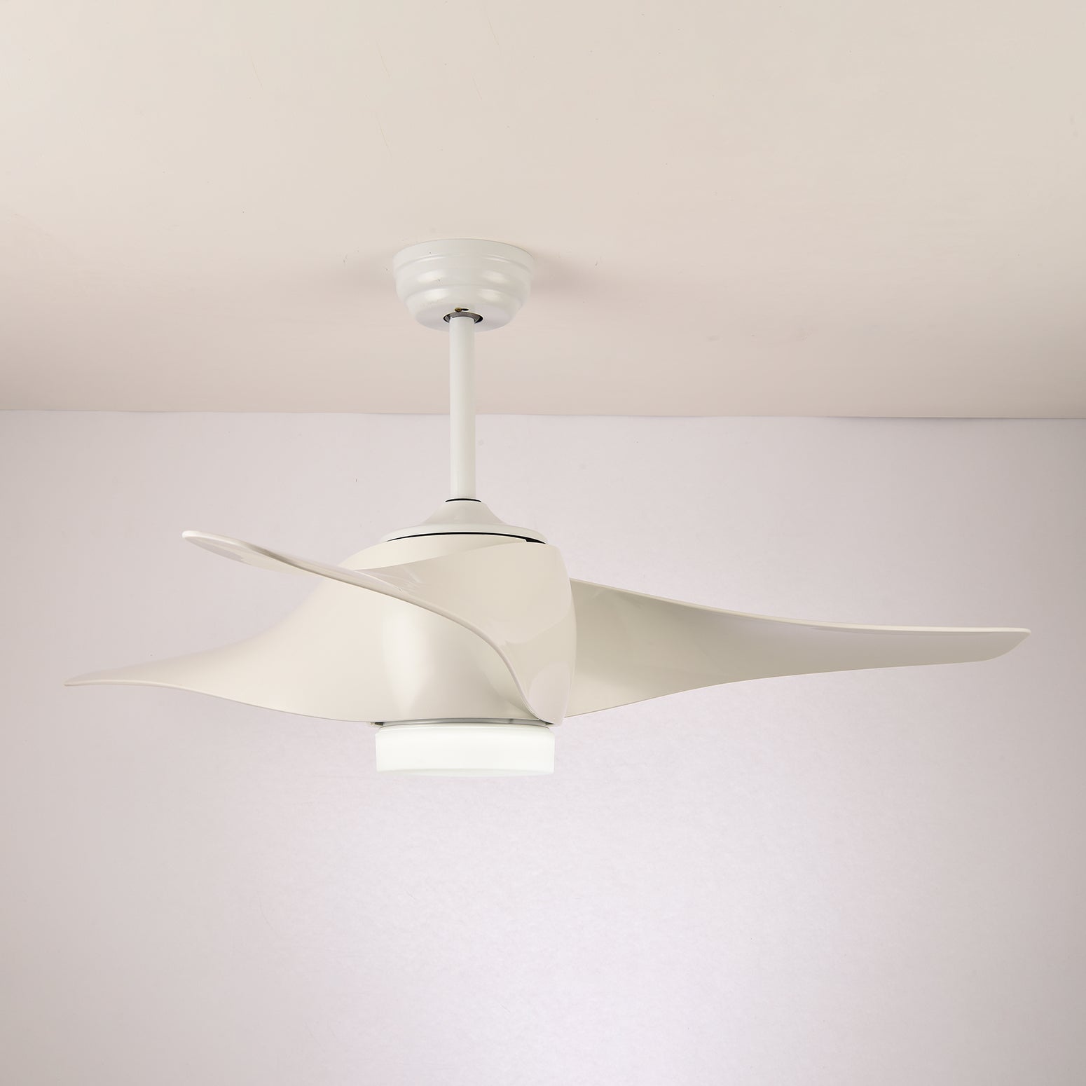 Verdantia Aero | 52 Ceiling Fan Light with Integrated LED and Quiet Motor 5