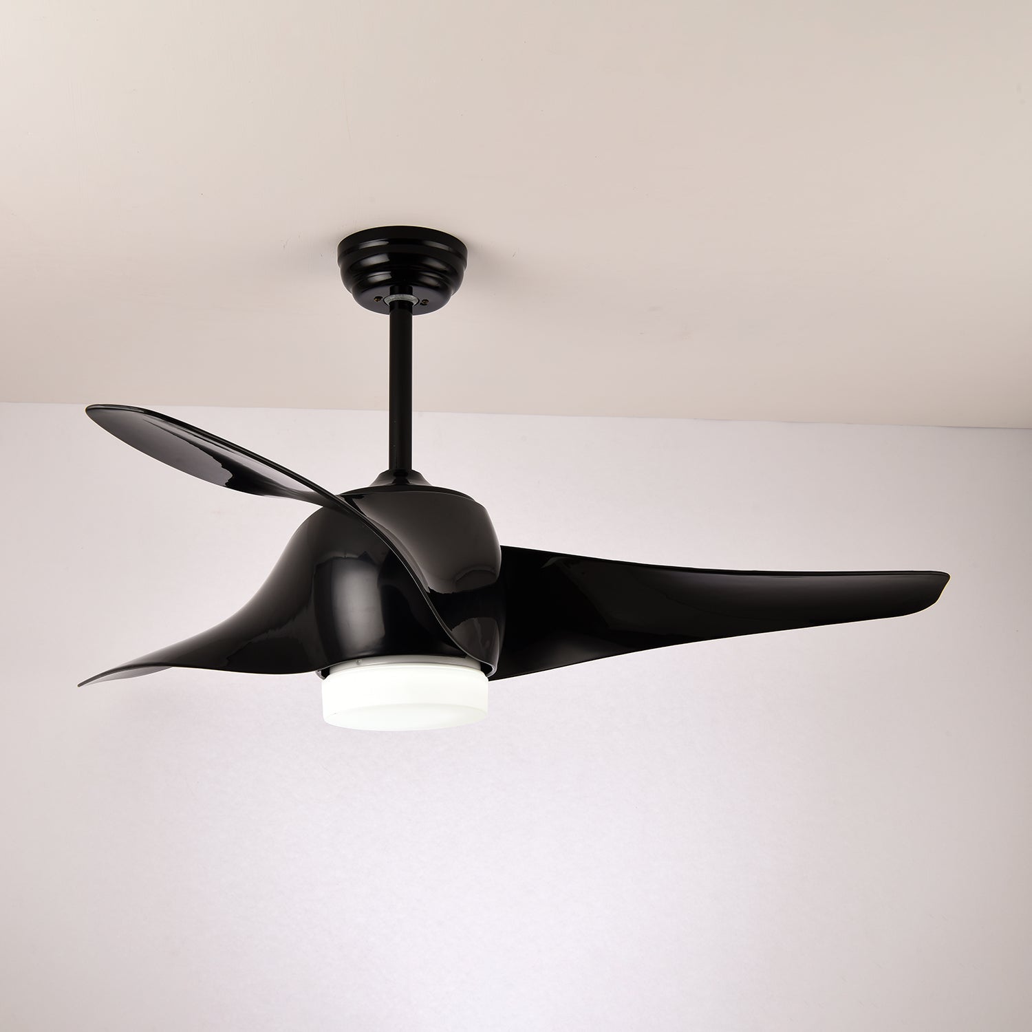 Verdantia Aero | 52 Ceiling Fan Light with Integrated LED and Quiet Motor 7