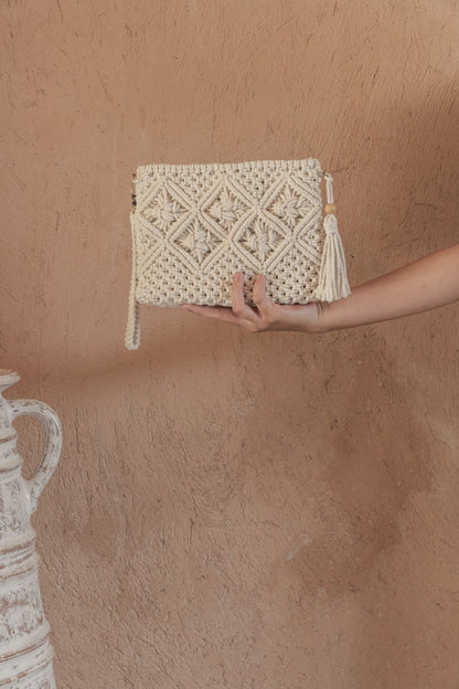Ren Crochet Clutch