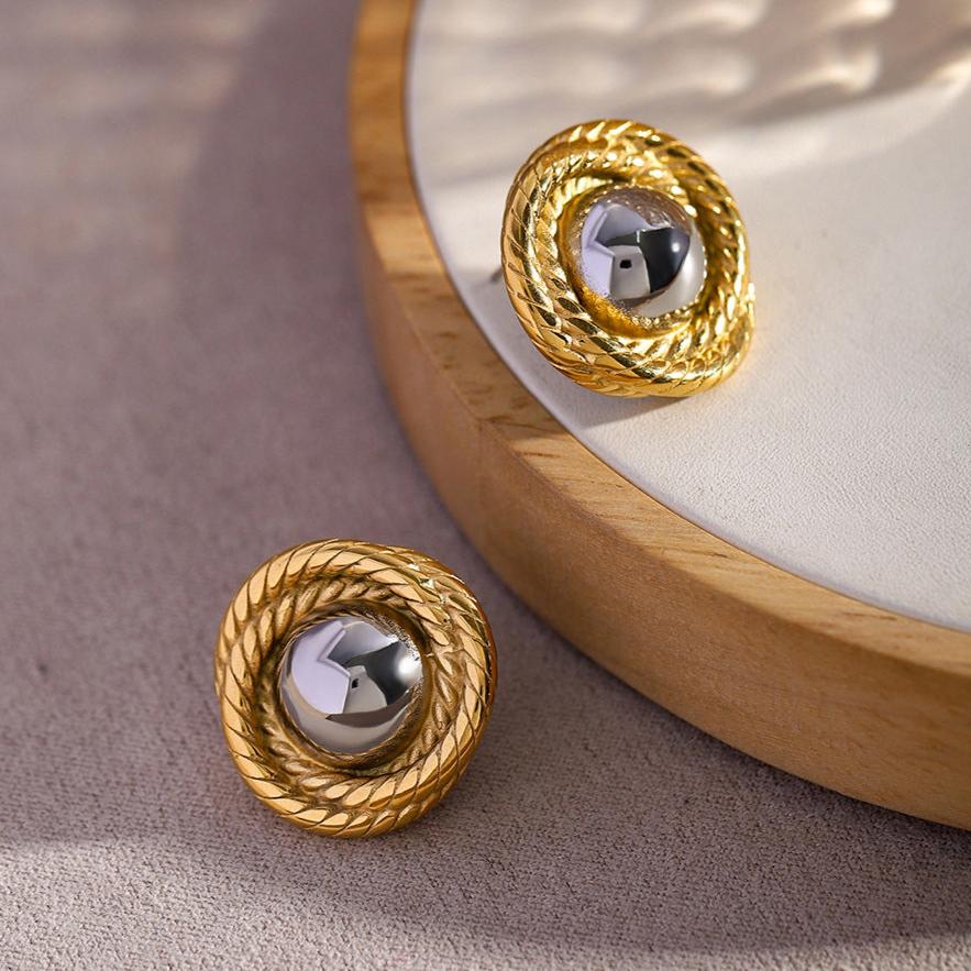 Vintage-Inspired Gold Earrings | Ethically Sourced 18k Gold Woven Design 6