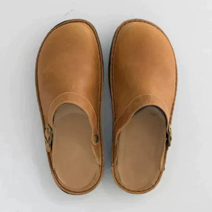 Vintage Clogs | Retro-Style Design with Modern Comfort for Everyday Wear 1