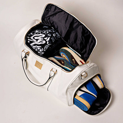 Sac de voyage en cuir blanc de type weekender