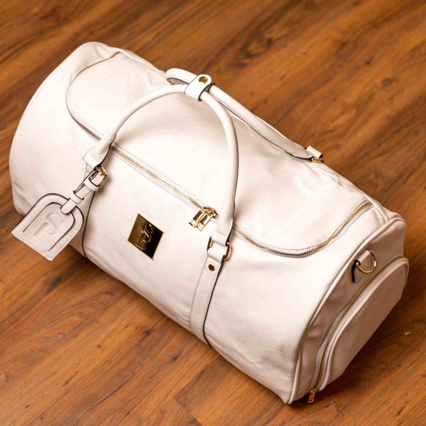 Sac de voyage en cuir blanc de type weekender