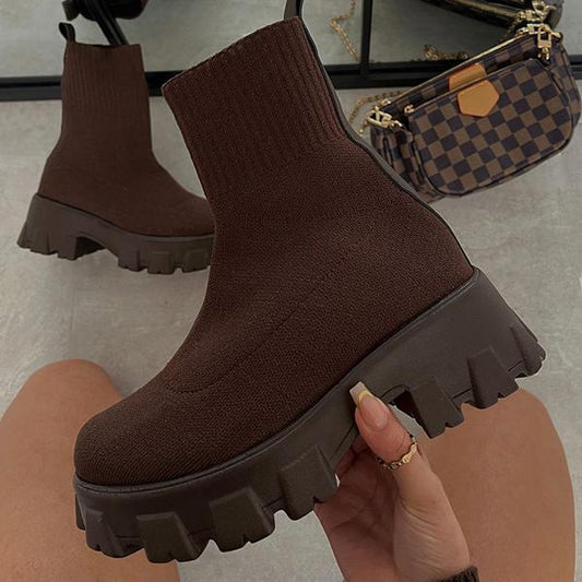 Winter Boots Women | Cozy, Stylish, Durable Footwear for Cold Weather 0