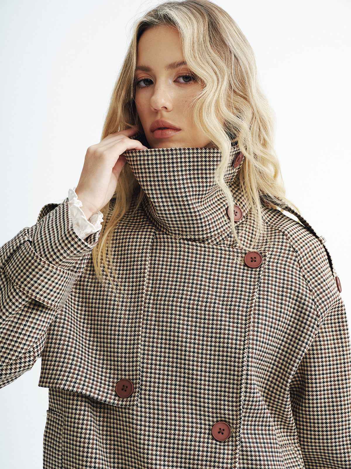 Women's Coat | Cropped Vintage Plaid with Double-Breasted Design 3