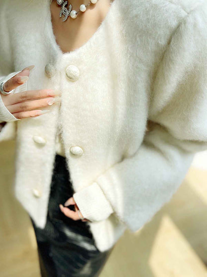 Wool Coat Women | Elegant Short Button-Front Design for Warmth 1