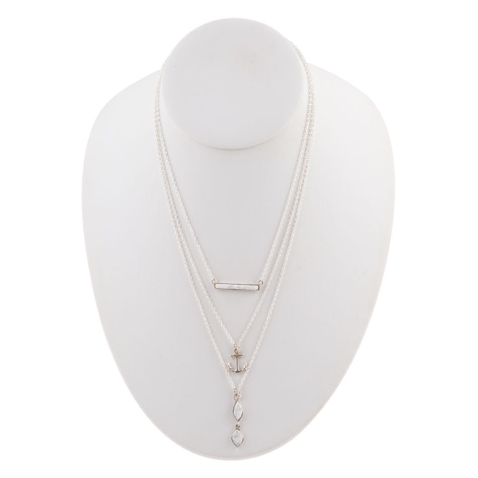 Weißer Howlith und Sterlingsilber "Anchored To You" Halskette