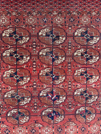 Antyczny dywan ślubny plemienia Turkomańskiego Tekke z lat 1880., 3’4” x 4’1”