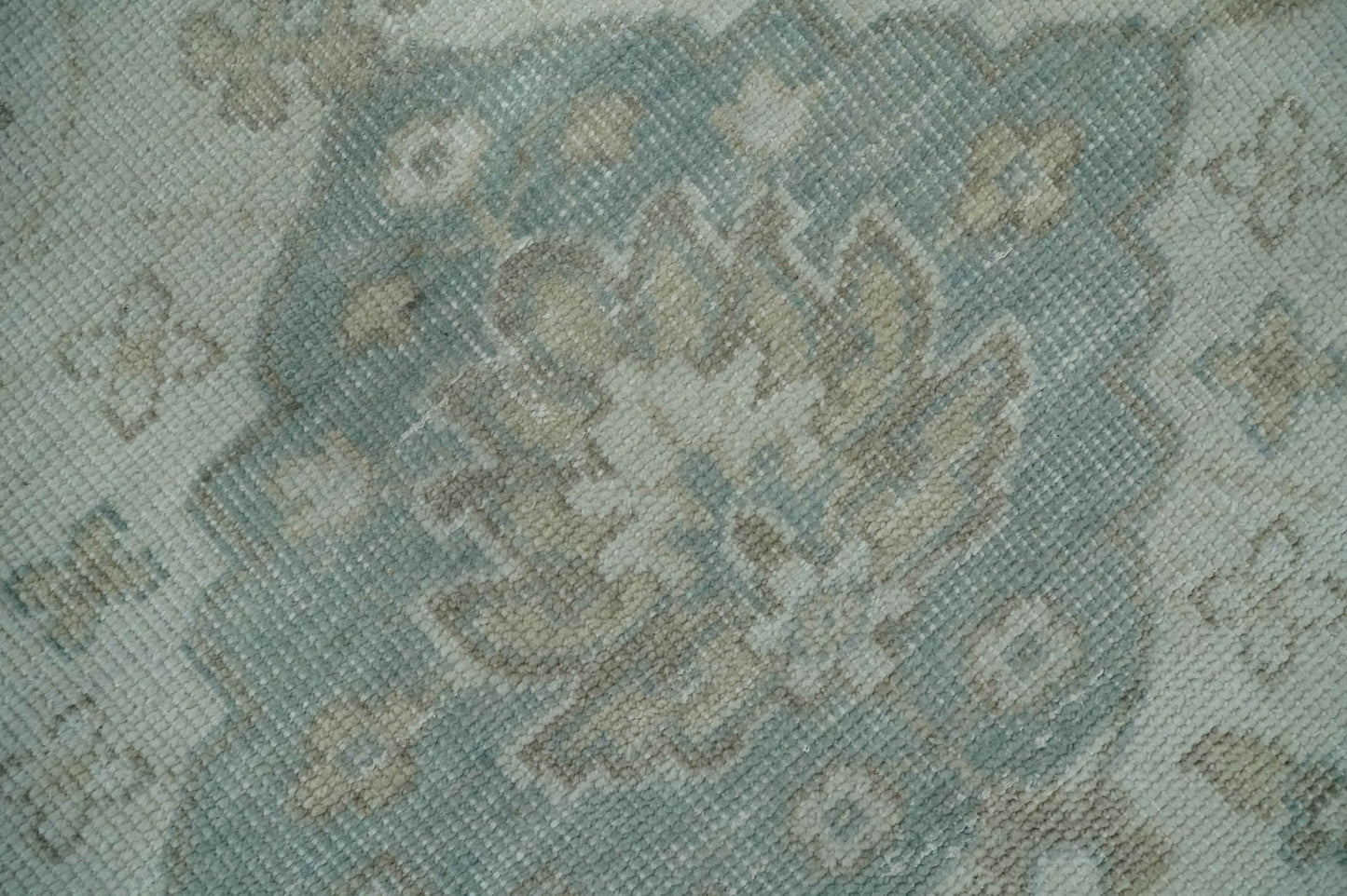 Antique Design Medallion Earthy Ivory and Camel 8x10 wool Area Rug