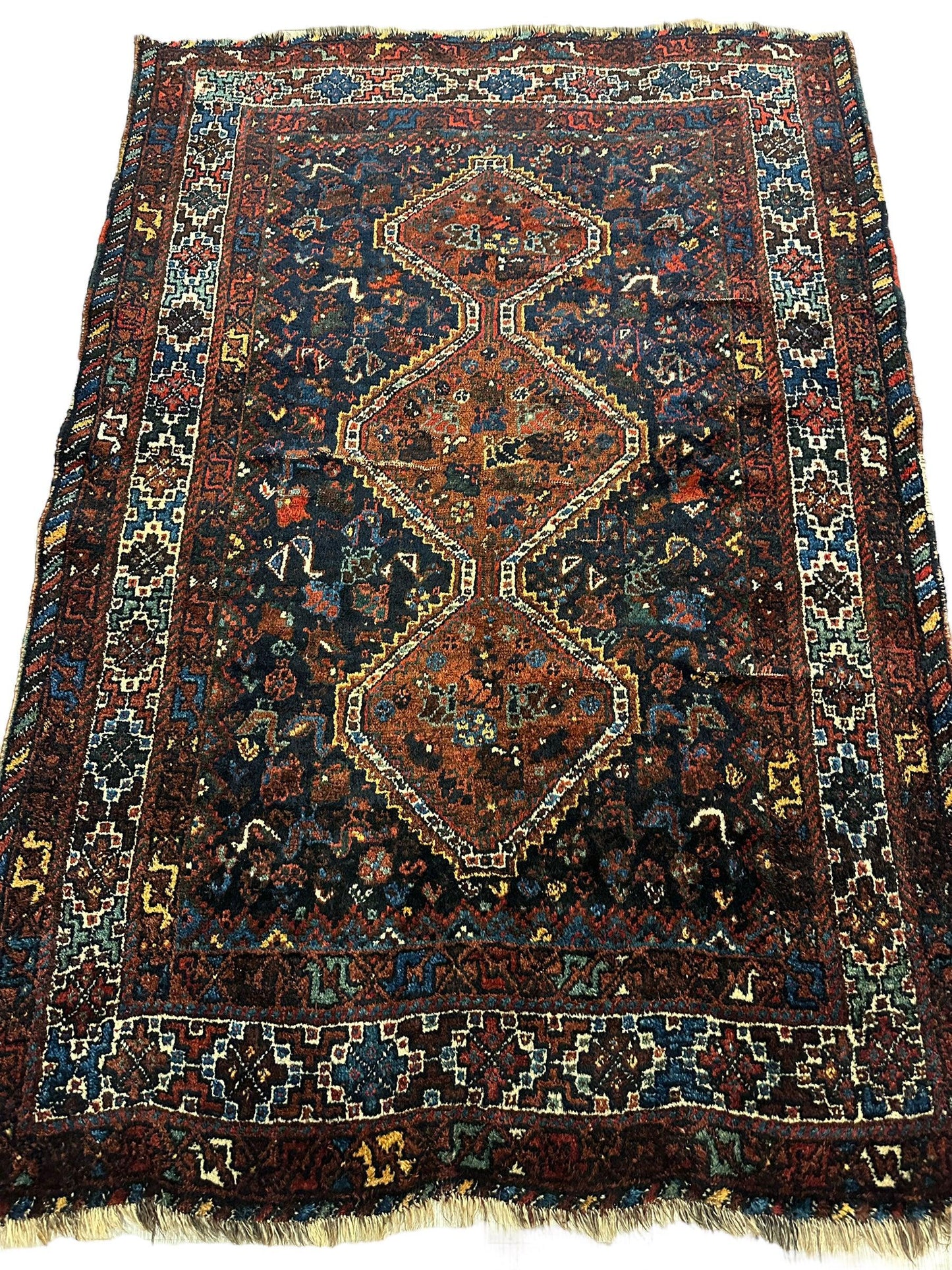 Tapis tribal antique persan Khamseh 4' x 5'10"