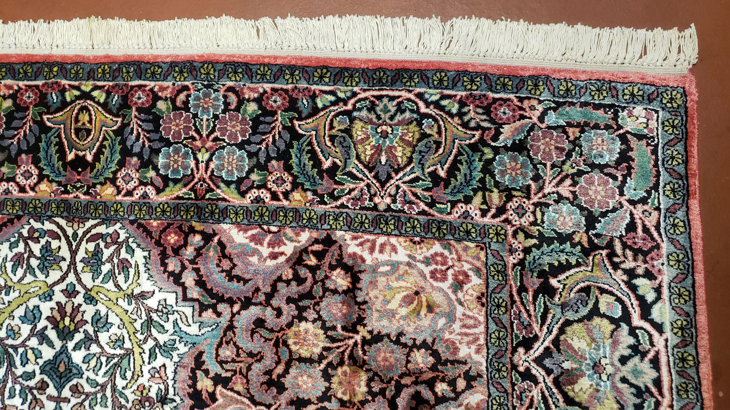 Indian Kashmiri Silk Rug 6x10, Ivory, Floral Medallion