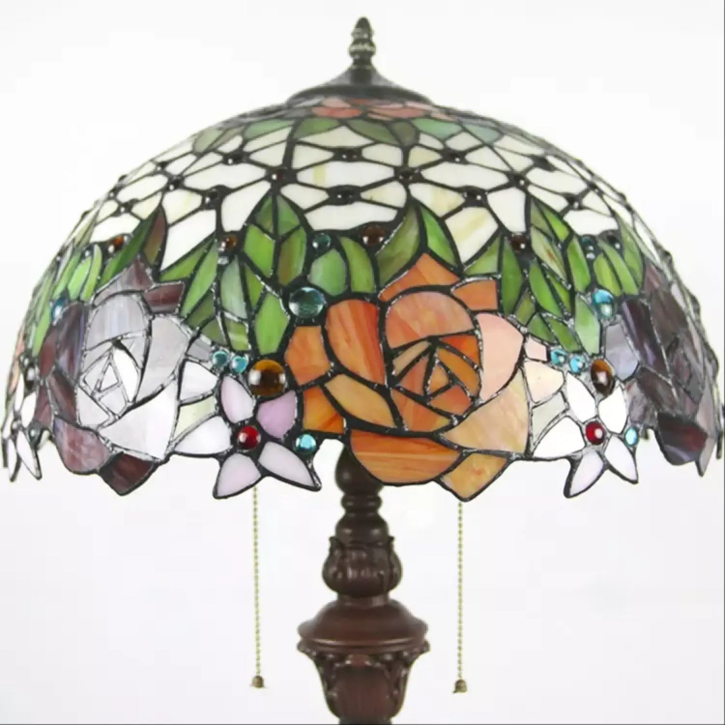 Antika Tiffany Lampskärmar i blommande rosenglas