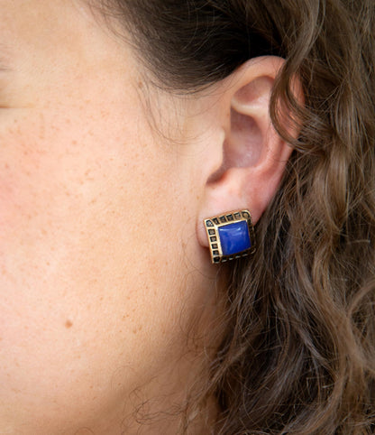 Boucles d'oreilles à clip doré en agate bleue