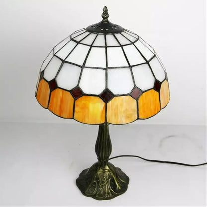 Antik Tiffany-lampa med rutmönster